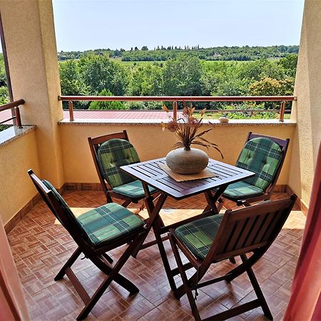 Apartments Fantazija Rovinj Exterior photo